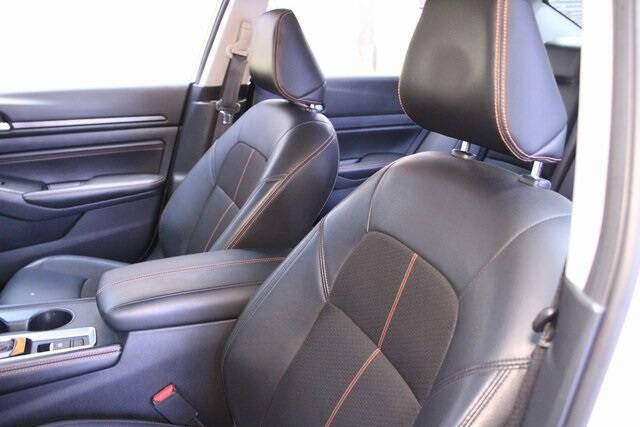 2022 Nissan Altima 2.5 SR