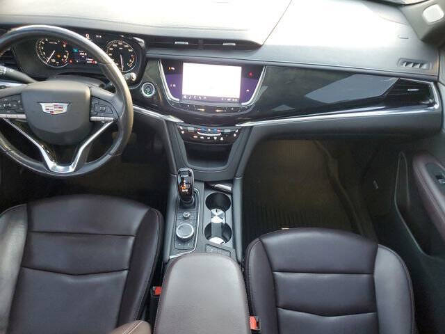 2022 Cadillac XT6 Premium Luxury