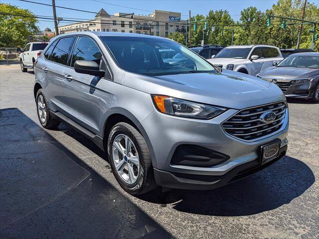 2020 Ford Edge SE
