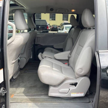2017 Toyota Sienna
