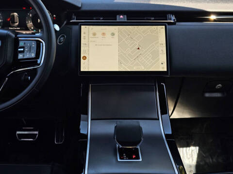 2025 Land Rover Range Rover Velar P250 Dynamic SE