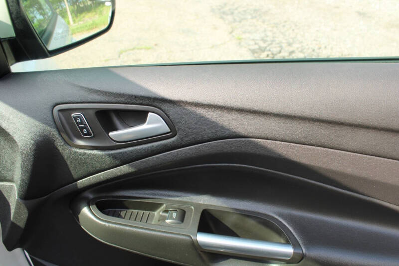 2014 Ford C-MAX Hybrid SE