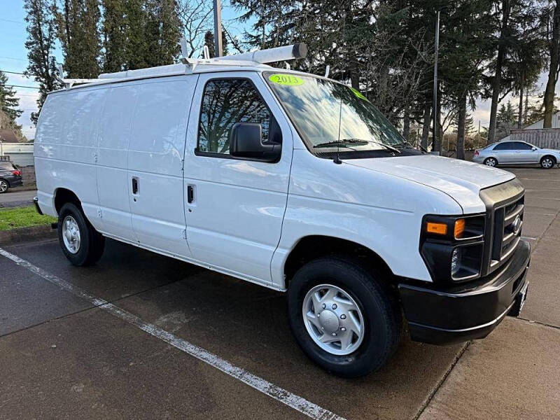 2013 Ford E-Series E-250