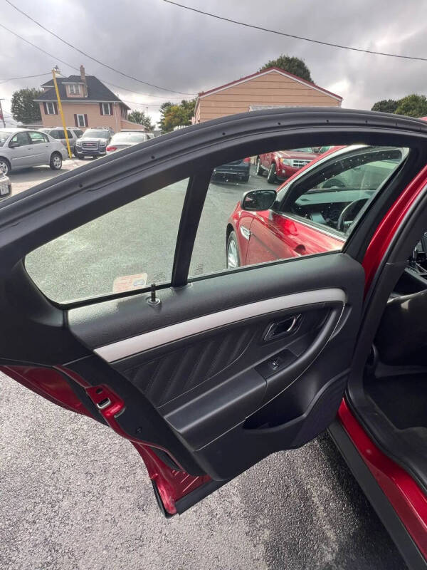 2014 Ford Taurus SEL