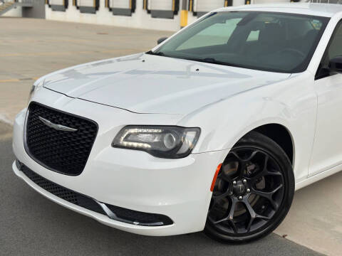 2019 Chrysler 300 Touring