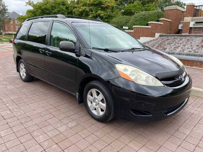 2010 Toyota Sienna for sale at Third Avenue Motors Inc. in Carmel IN