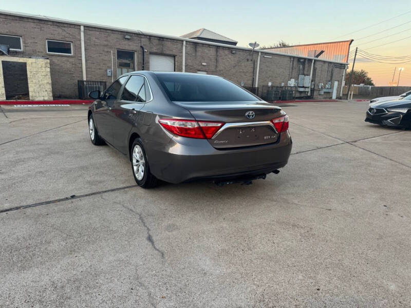 2017 Toyota Camry Hybrid