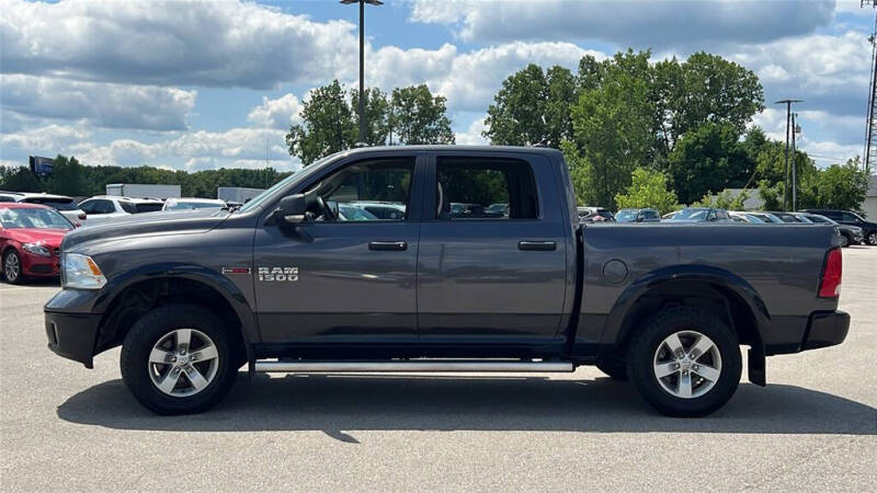 2018 RAM 1500 SLT