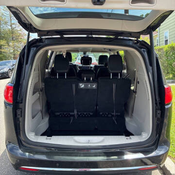2019 Chrysler Pacifica Touring L