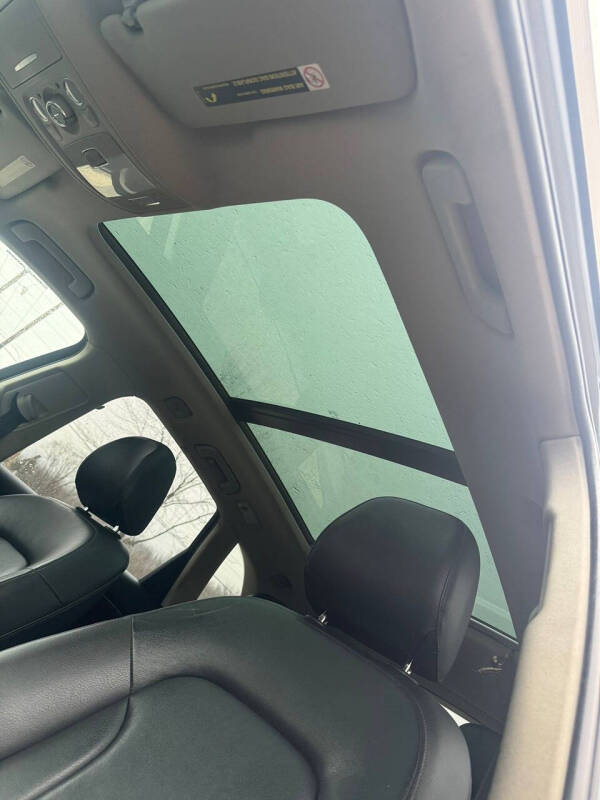 2012 Audi Q5 3.2 quattro Premium Plus