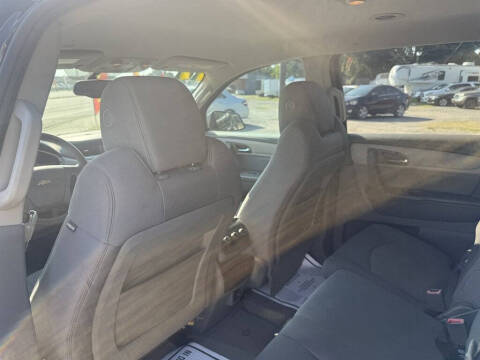 2017 Chevrolet Traverse LS