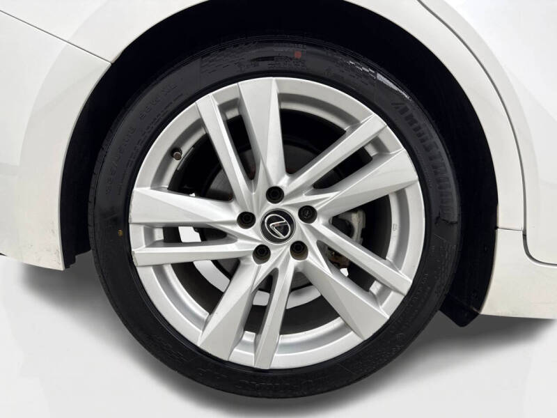 2023 Lexus IS 300