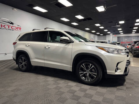 2018 Toyota Highlander for sale at Boktor Motors - Las Vegas in Las Vegas NV