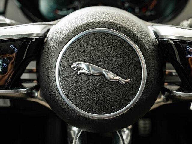 2024 Jaguar E-PACE P250 R-Dynamic SE