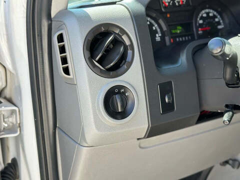 2013 Ford E-Series E-150