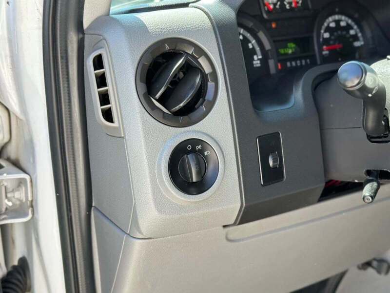 2013 Ford E-Series E-150