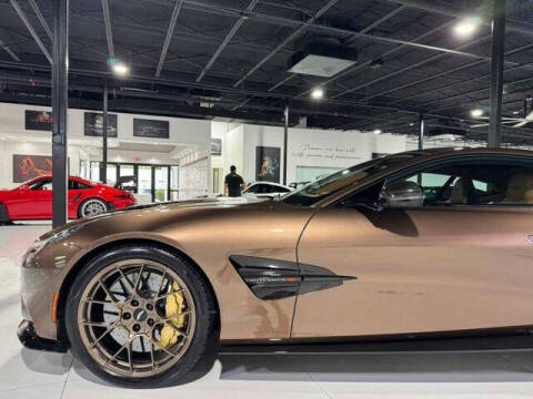 2025 Aston Martin Vanquish