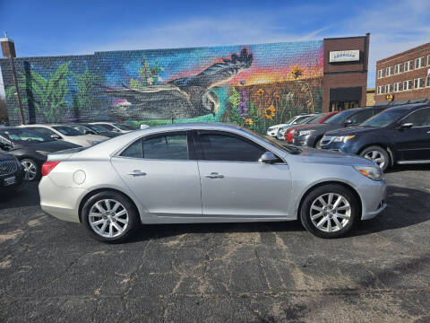 2013 Chevrolet Malibu for sale at RIVERSIDE AUTO SALES in Sioux City IA