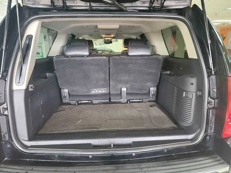 2012 Chevrolet Suburban LTZ