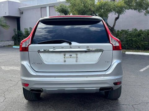 2017 Volvo XC60 T5 Inscription