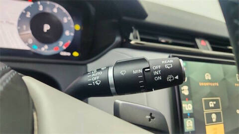 2024 Land Rover Range Rover Velar P250 Dynamic SE