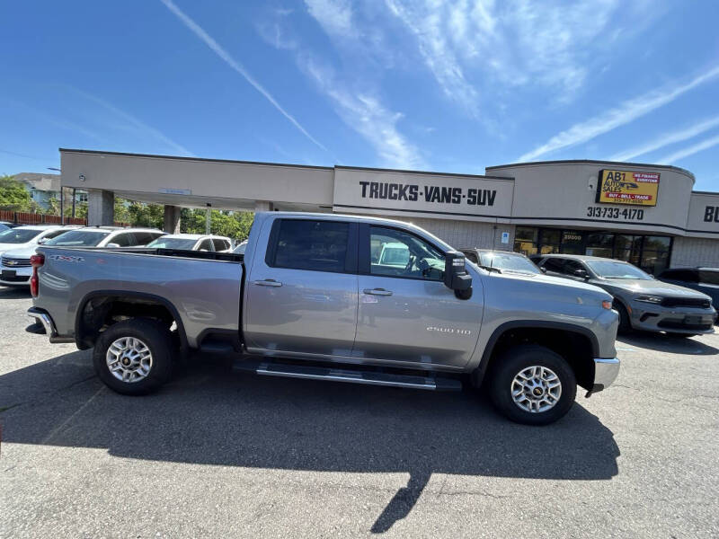 2026 Chevrolet Silverado HD's photo