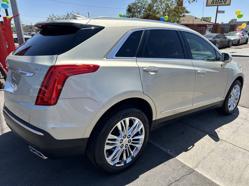 2017 Cadillac XT5 Premium Luxury