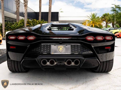 2022 Lamborghini Countach LPI 800-4