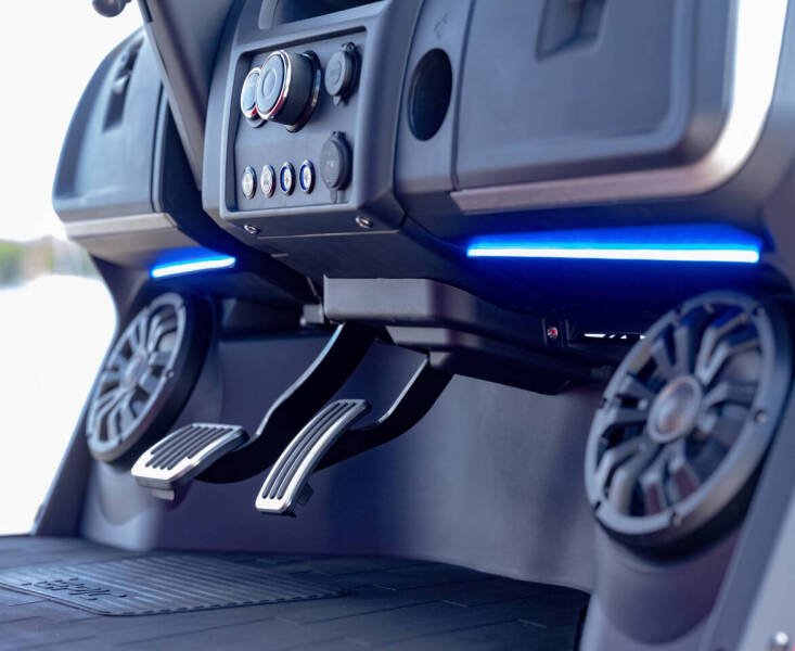 2025 Epic Carts E40FX