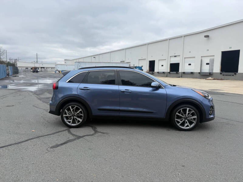 2022 Kia Niro Touring Special Edition