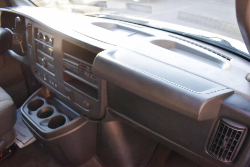 2016 Chevrolet Express LT 3500