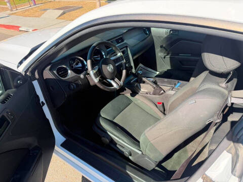 2014 Ford Mustang V6 Premium