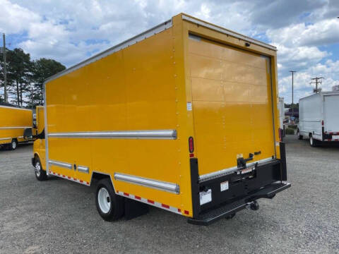 2021 GMC Savana 3500