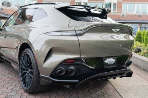 2026 Aston Martin DBX 707