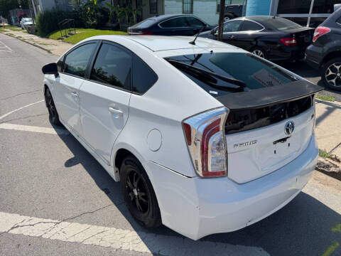 2012 Toyota Prius Two