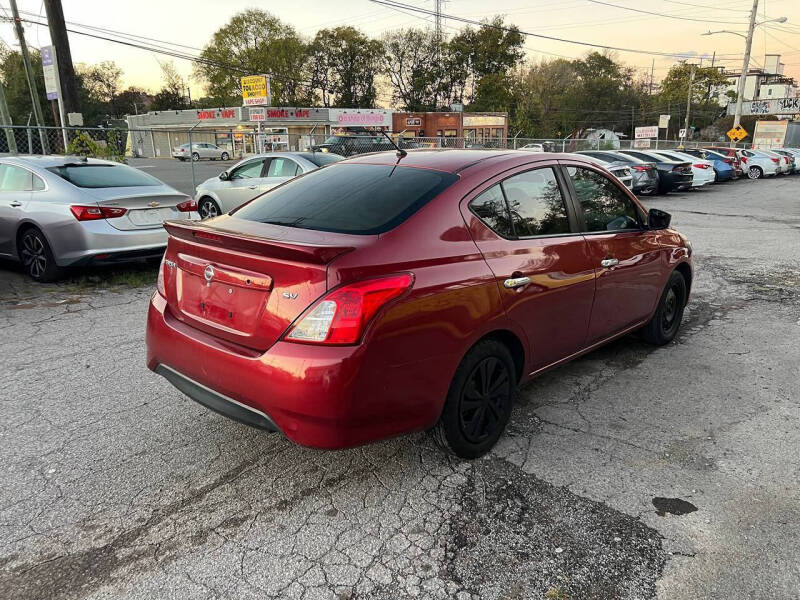 2019 Nissan Versa SV