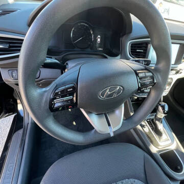 2017 Hyundai Ioniq Hybrid Blue