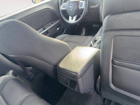 2014 Dodge Challenger SXT