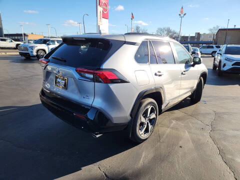 2025 Toyota RAV4 Plug-in Hybrid SE