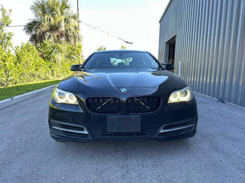 2014 BMW 5 Series 528i