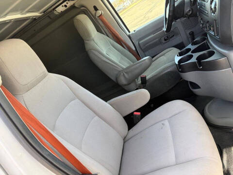 2010 Ford E-Series E-150