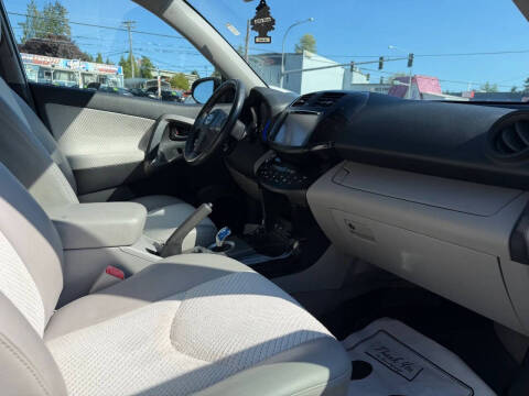 2014 Toyota RAV4 EV