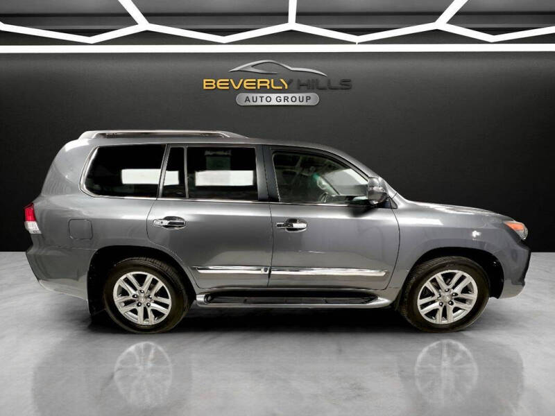 2015 Lexus LX 570