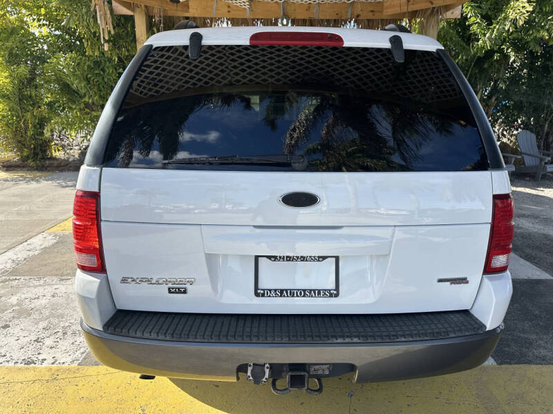 2005 Ford Explorer XLT