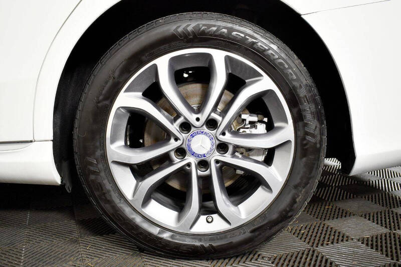 2016 Mercedes-Benz C-Class