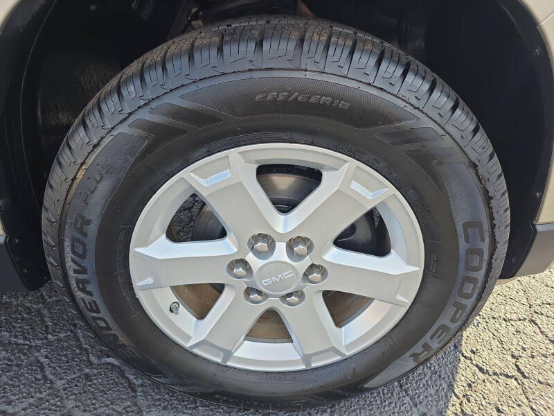 2015 GMC Acadia SLE-2