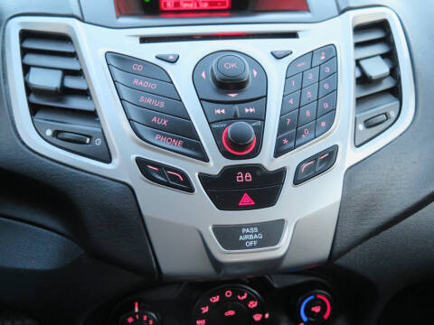 2013 Ford Fiesta SE