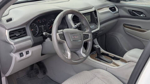 2017 GMC Acadia SLE-1