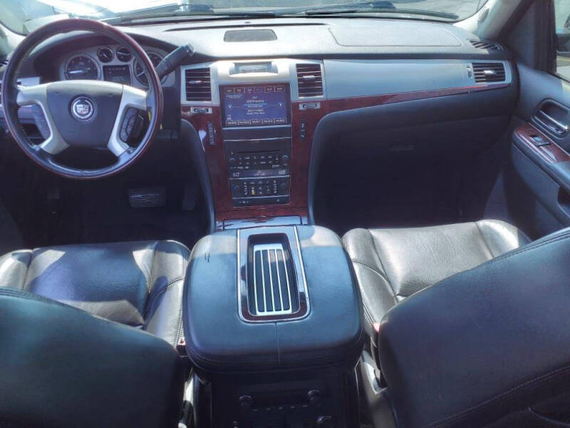 2013 Cadillac Escalade EXT Premium