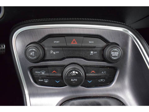 2016 Dodge Challenger R/T Plus